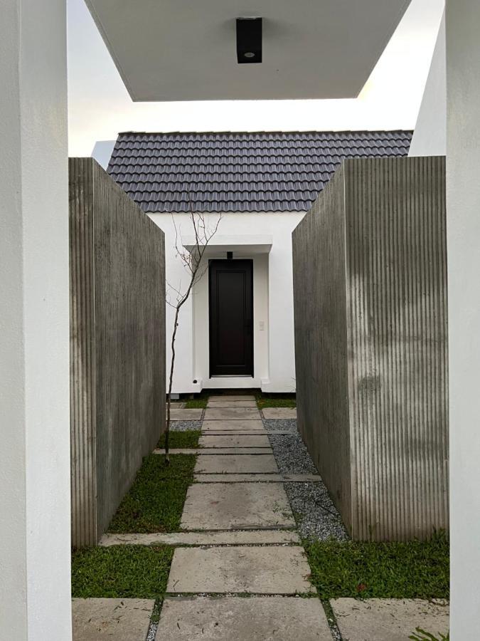 Ezu Isle Langkawi Pool Villa Pantai Cenang (Langkawi) Exterior foto