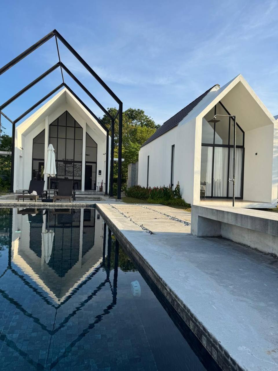 Ezu Isle Langkawi Pool Villa Pantai Cenang (Langkawi) Exterior foto